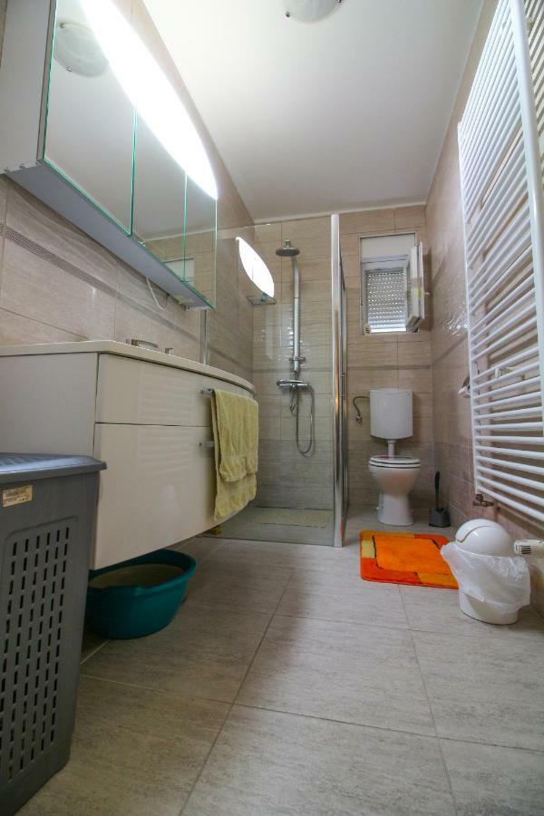 Apartments Adriana Bilice Esterno foto